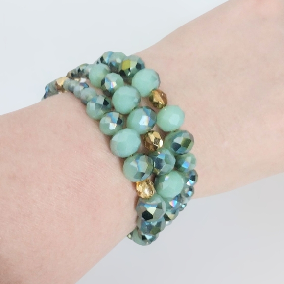 Green And Gold Beaded Wrap Bracelet - Picture 1 of 4